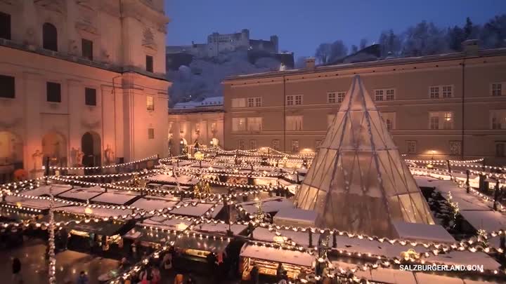 At the Christmas market in Salzburg!