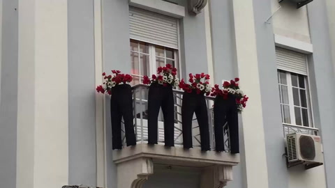 Balcony art!
