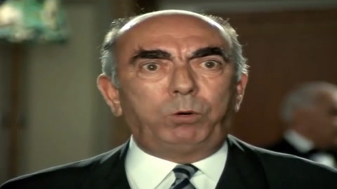 Πάψε εσύ τούβλο!