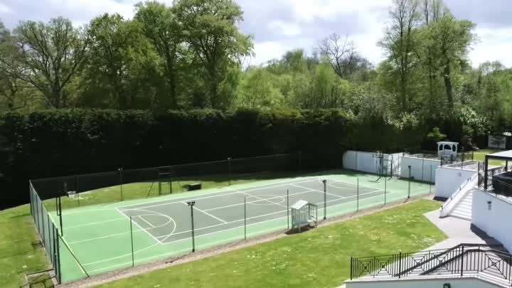 Let's play tennis!